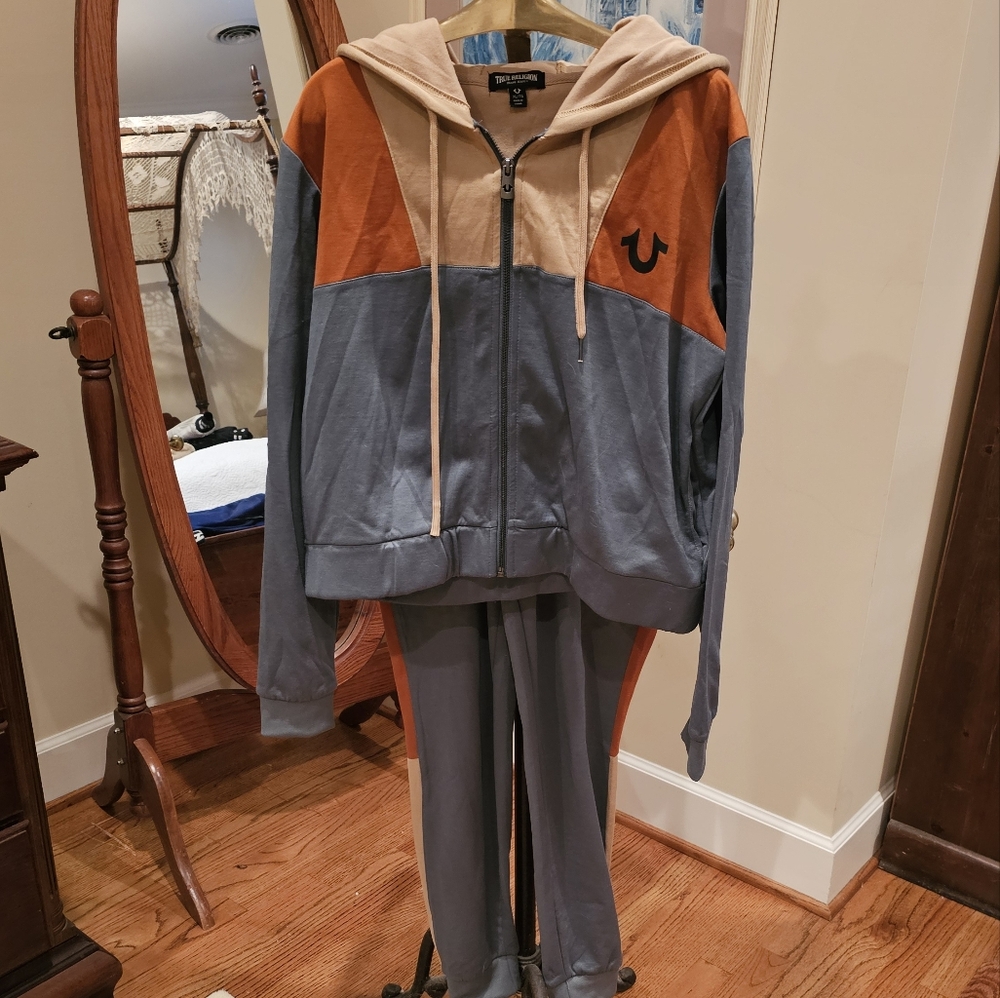 Y2K '90s true religion tracksuit